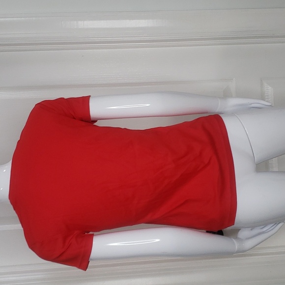 Apple Store Genius Bar Employee Red T-Shirt Size X-Small NWT - Picture 3 of 4